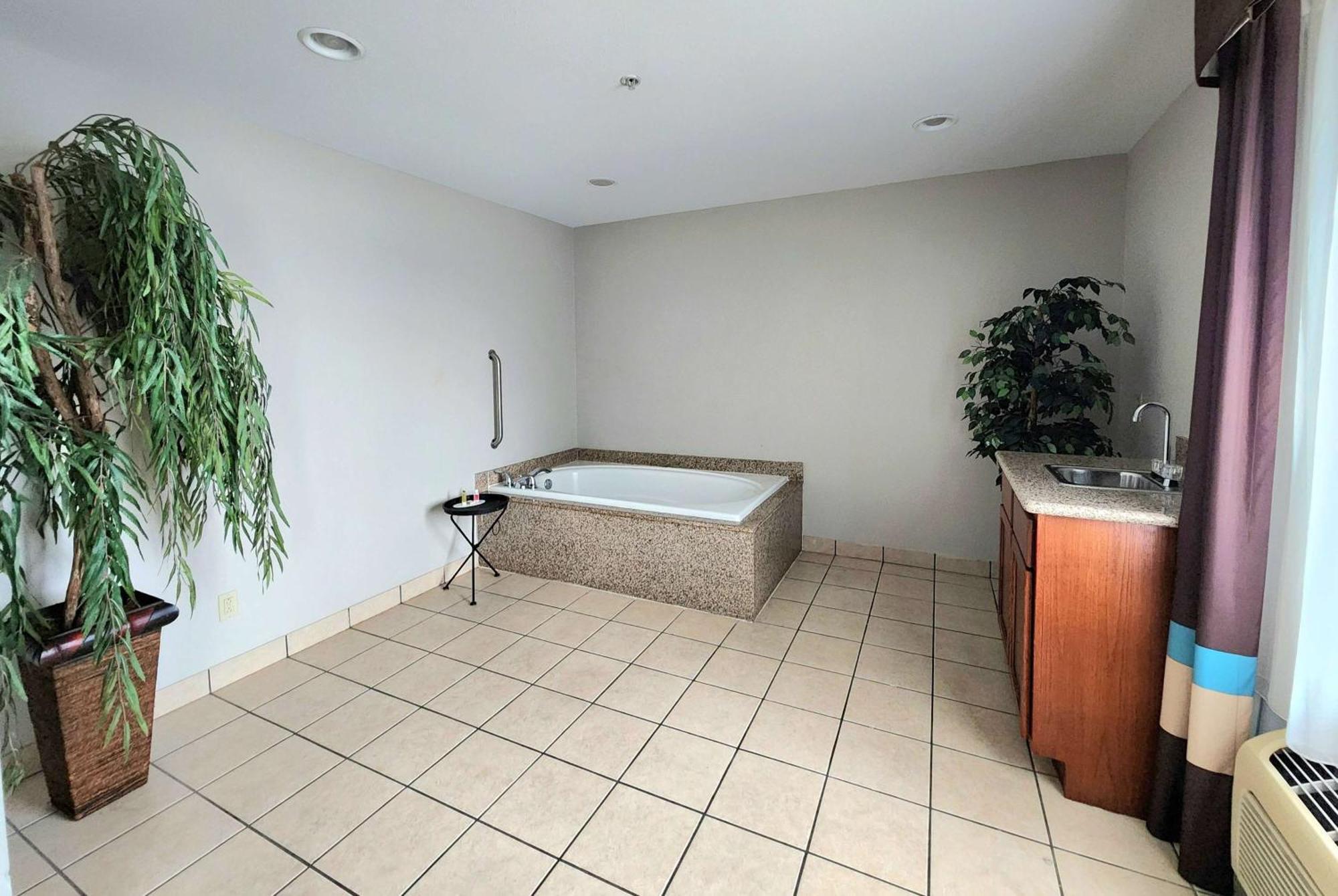 Days Inn & Suites By Wyndham Thibodaux Ngoại thất bức ảnh
